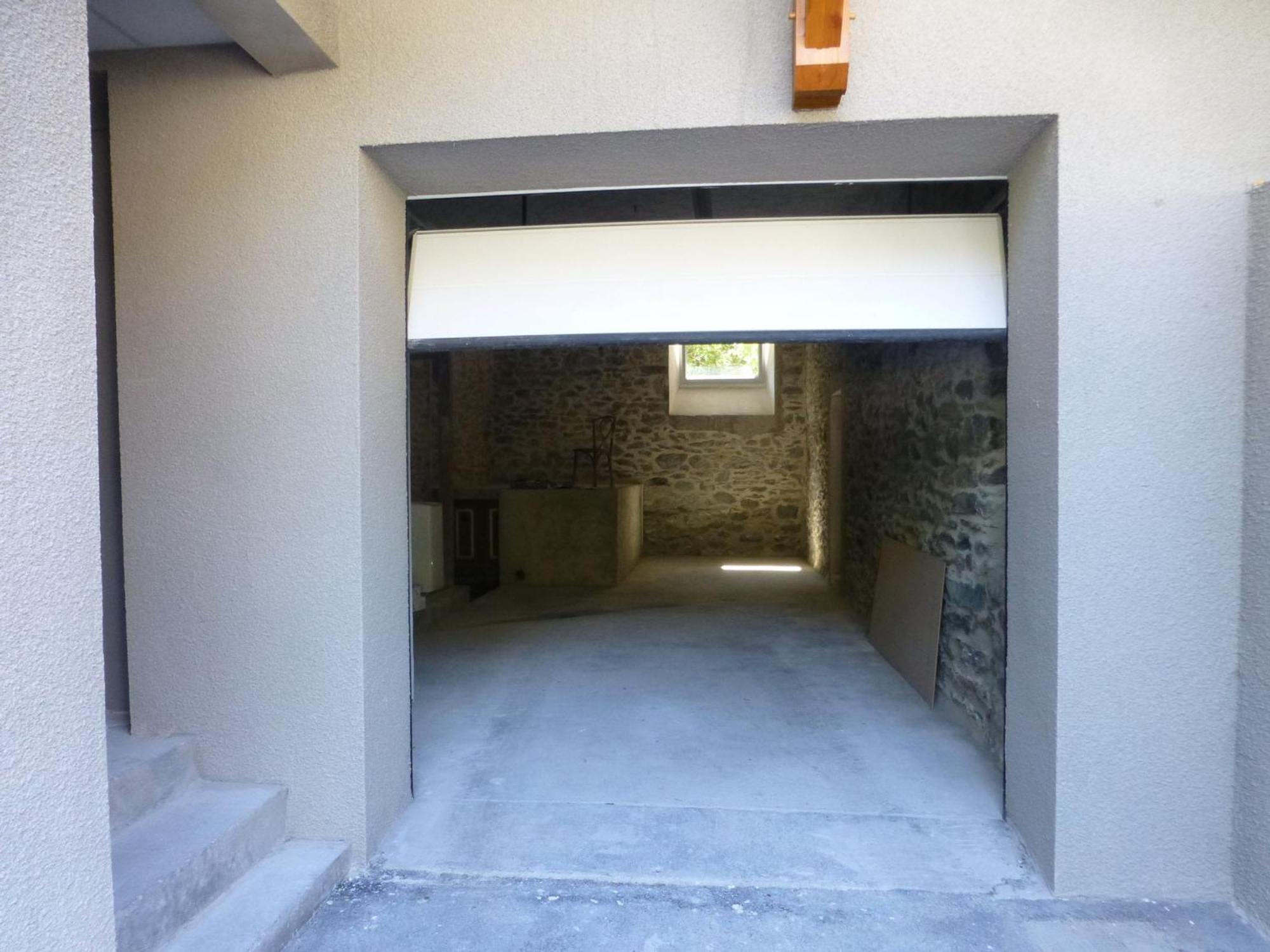 Appartement Neuf 2* Au Centre De Brides Avec Terrasse, Proche Telecabines Et Commerces - Fr-1-512-41 Exterior foto